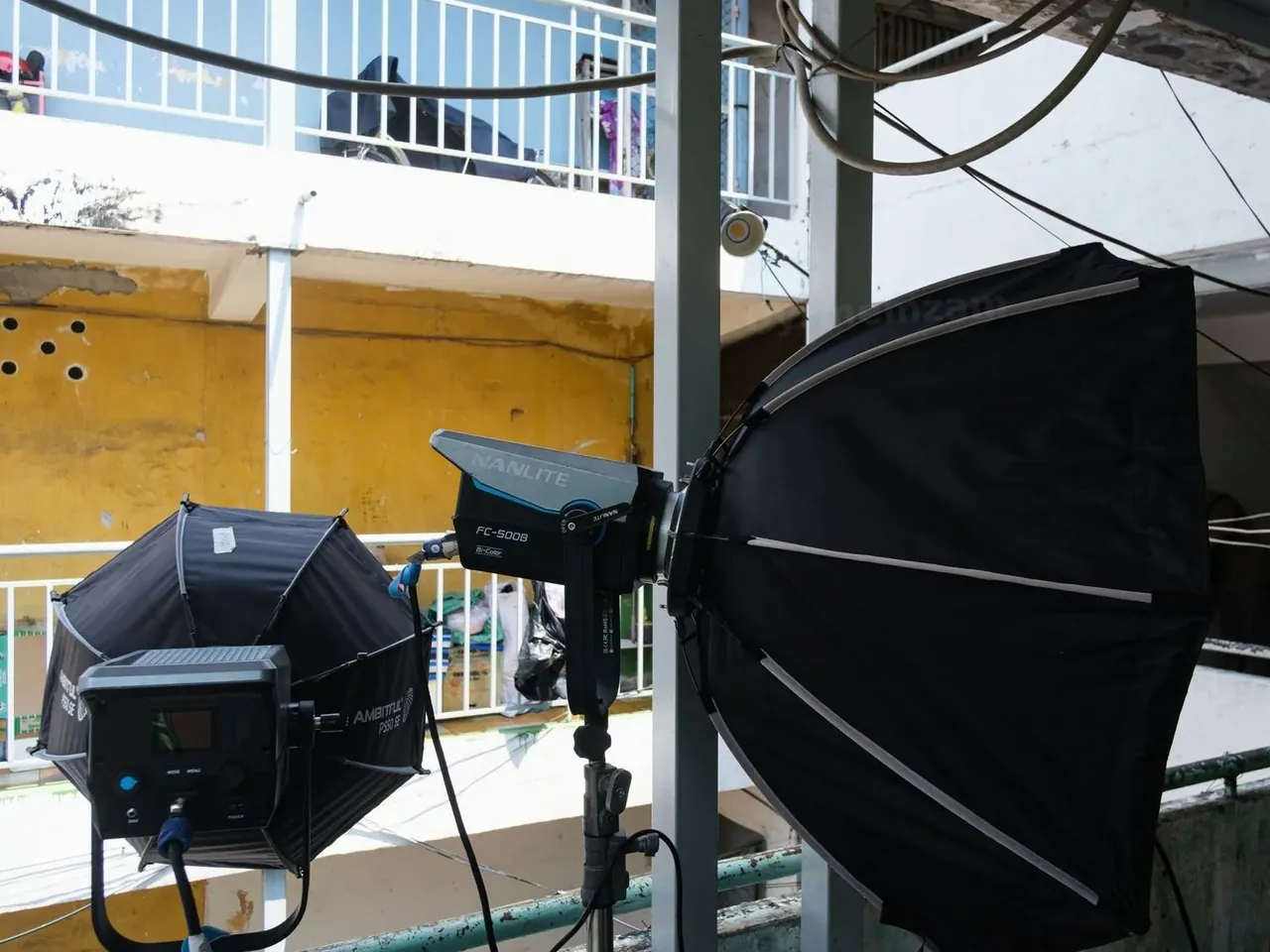 Cobertura, entrevistas y vídeo informativo