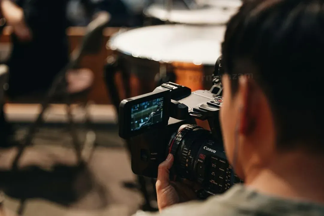 Cobertura, entrevistas y vídeo informativo — Edición